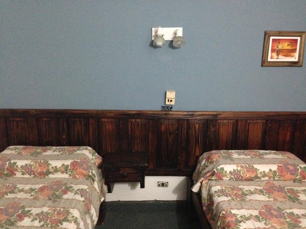 Hotel Gure Echea Villa Carlos Paz Habitación foto